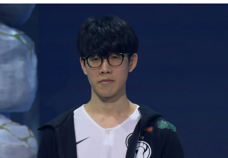 包含Rookie新星战术调整表现惊艳,中国队未来可期!的词条 包含Rookie新星战术调整表现惊艳,中国队未来可期!的词条